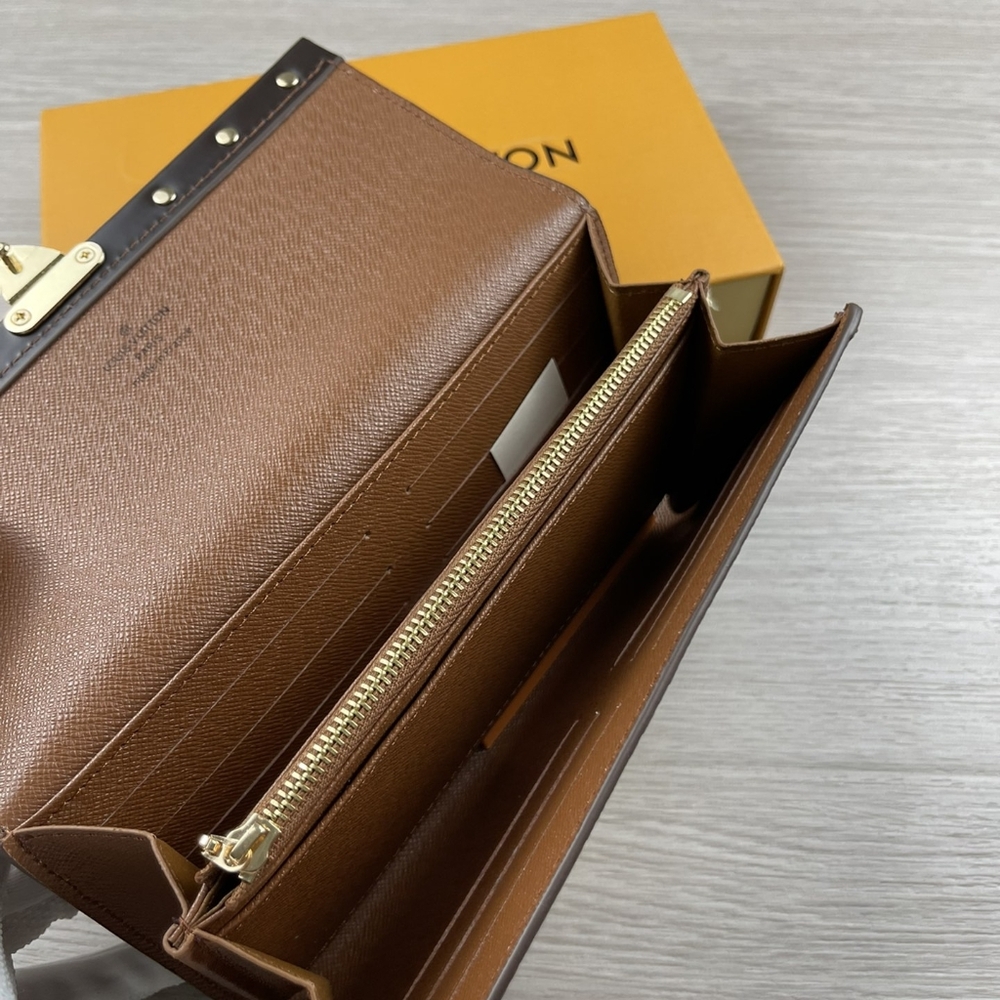 <AUTHENTIC>Louis Vuitton  wallet - Picture 3 of 5